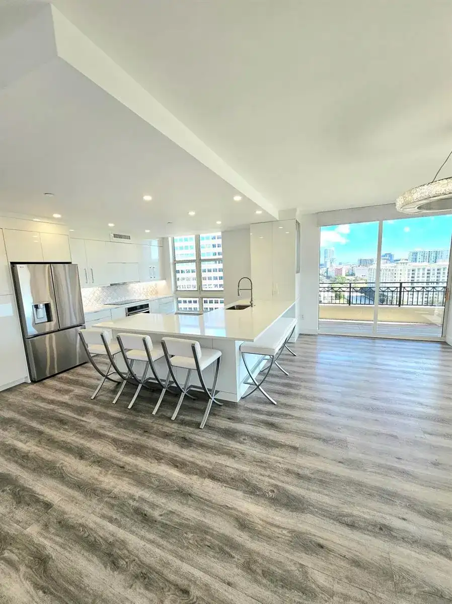 550 OKEECHOBEE Boulevard # 1402, West Palm Beach FL 33401 photo 2