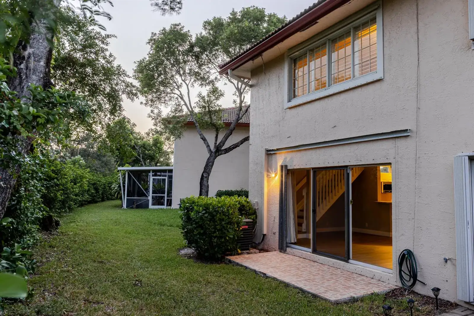 8956 NW 38TH Drive, Coral Springs FL 33065 photo 3
