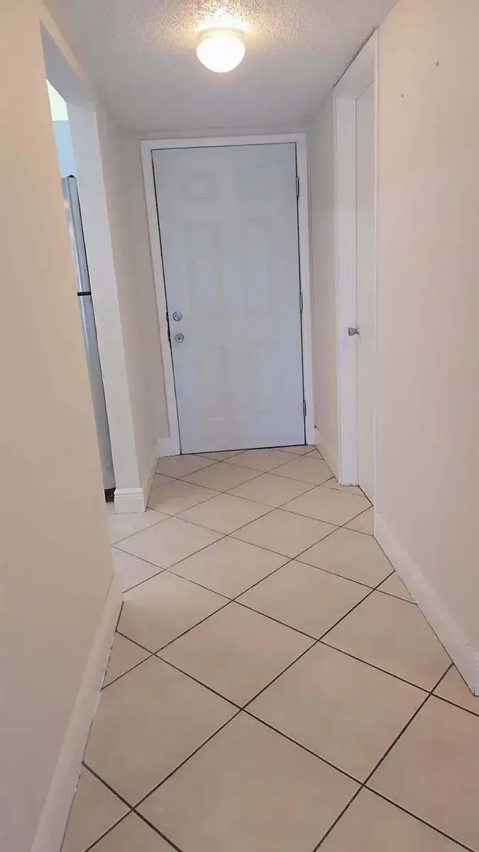 4121 STIRLING Road # 404, Dania Beach FL 33314 photo 3