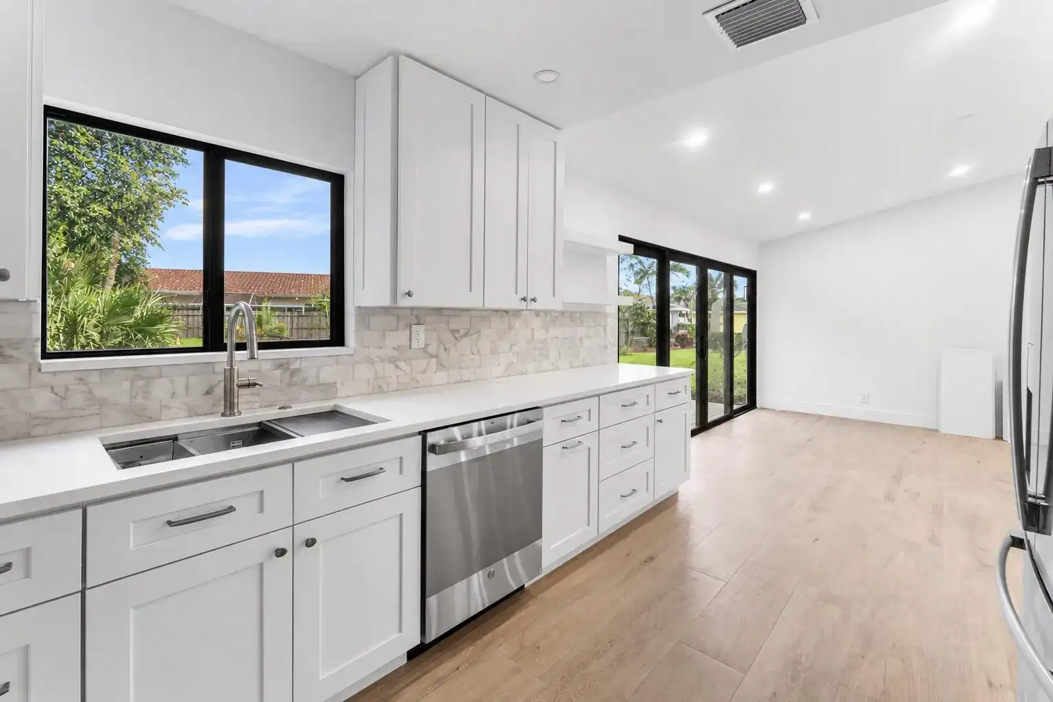 24 Russell Street, Tequesta FL 33469 photo 4