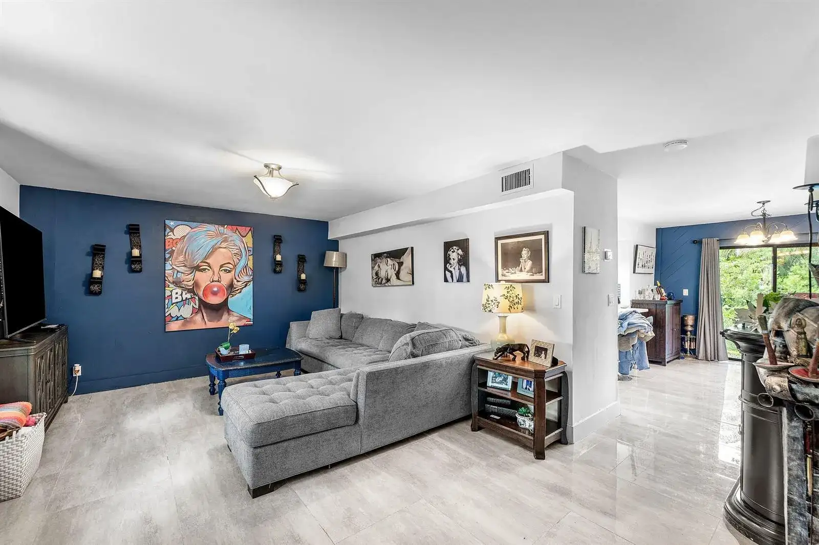 209 Wimbledon Lakes Drive, Plantation FL 33324 photo 4