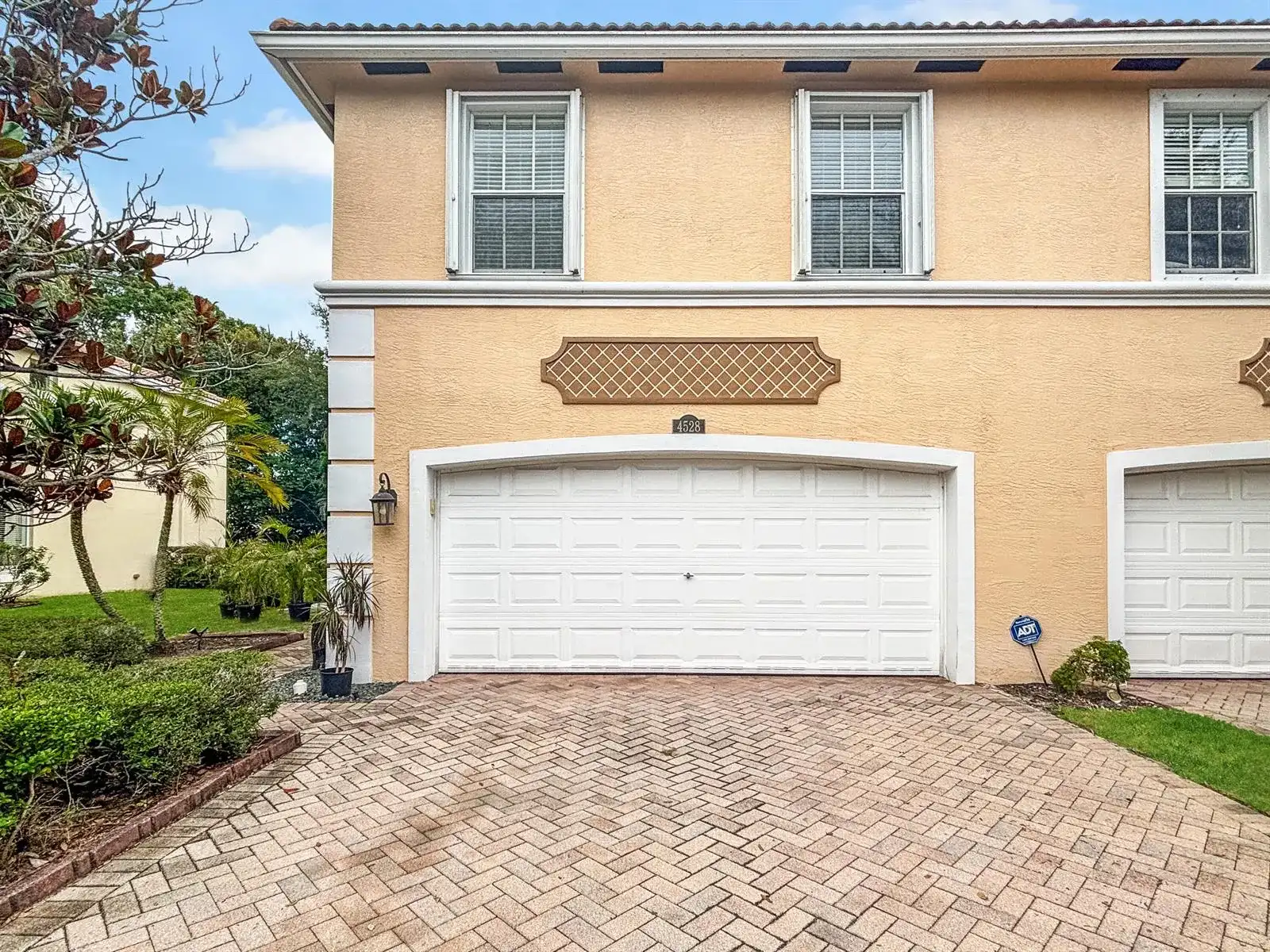 4528 Thornwood Circle, West Palm Beach FL 33418