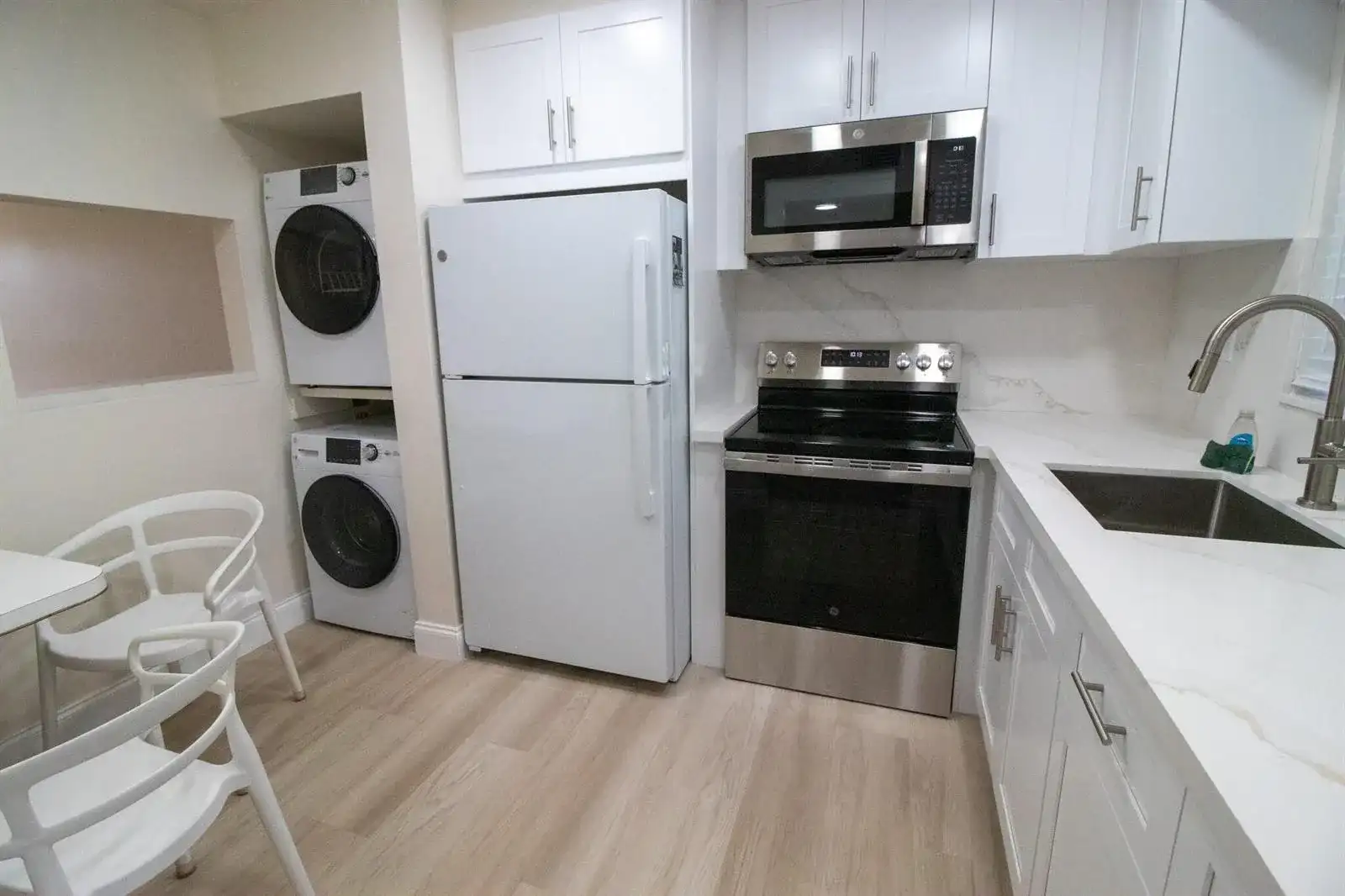 10100 NW 30th Court # 107, Sunrise FL 33322