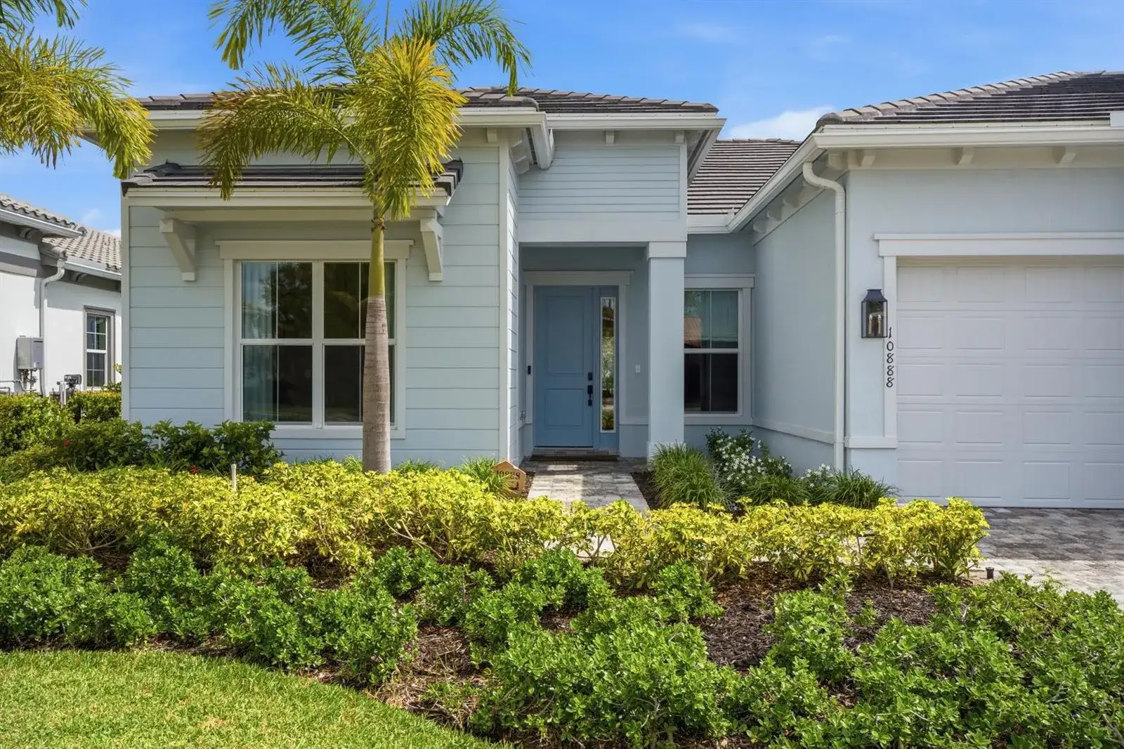 10888 STELLAR Circle, Palm Beach Gardens FL 33412 photo 2