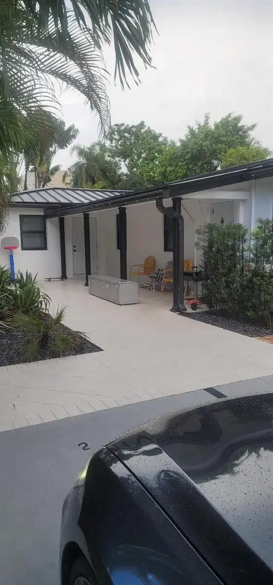 26 NE 3rd Street, Dania Beach FL 33004 photo 2