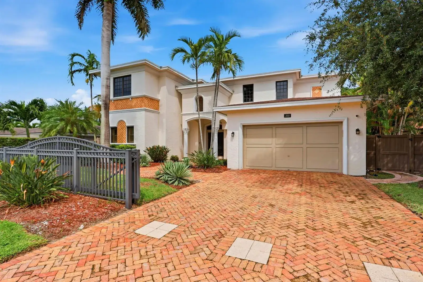 260 NE WAVECREST Court, Boca Raton FL 33432 photo 3