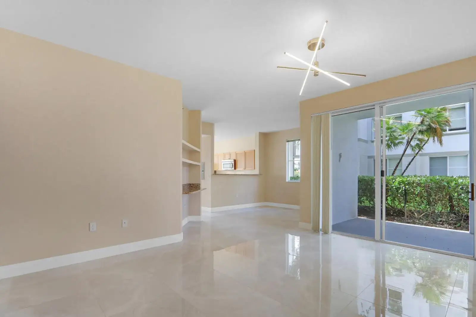 11033 LEGACY Boulevard # 104, Palm Beach Gardens FL 33410 photo 5