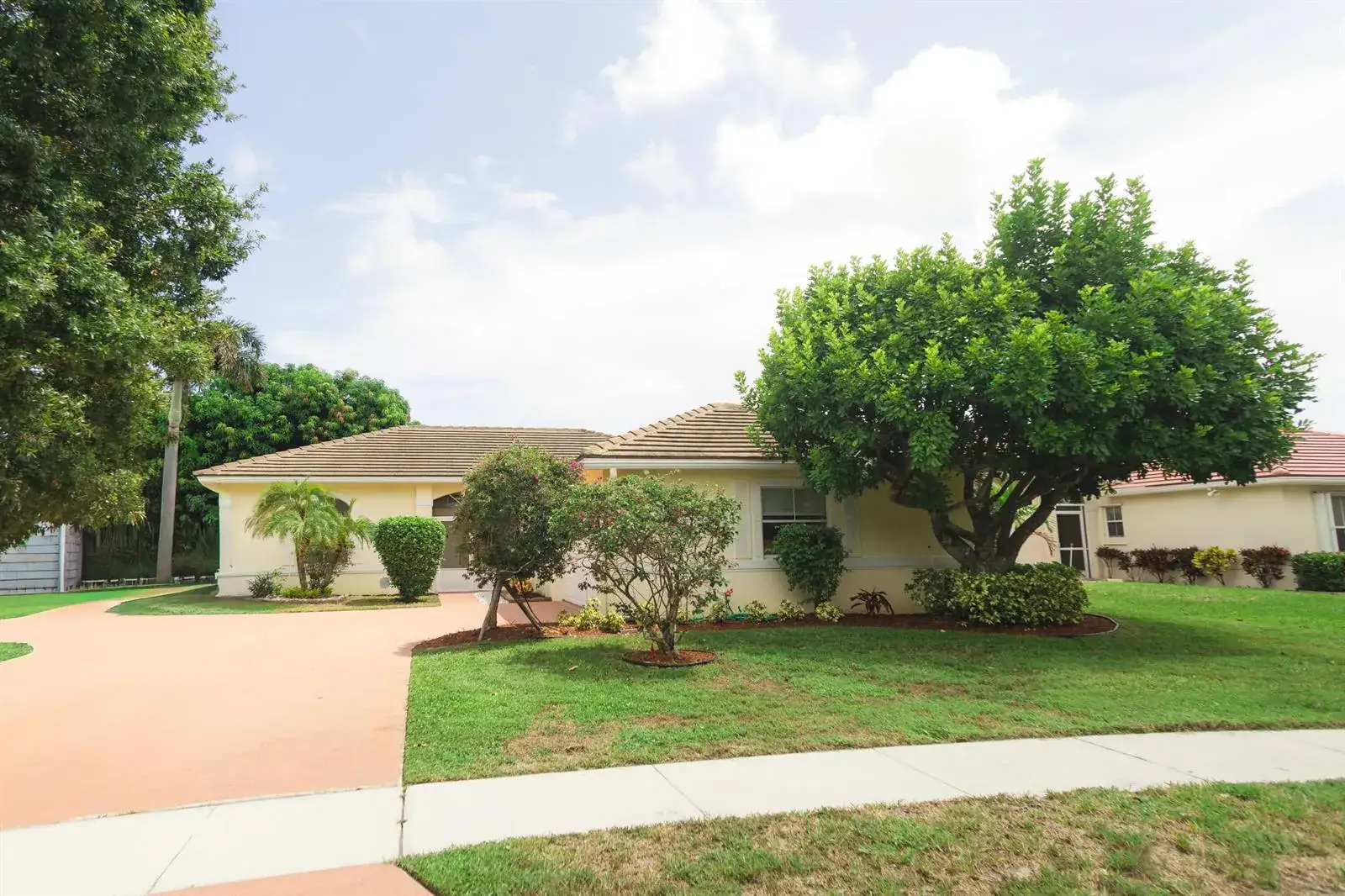 6788 Las Colinas Street, Lake Worth FL 33463
