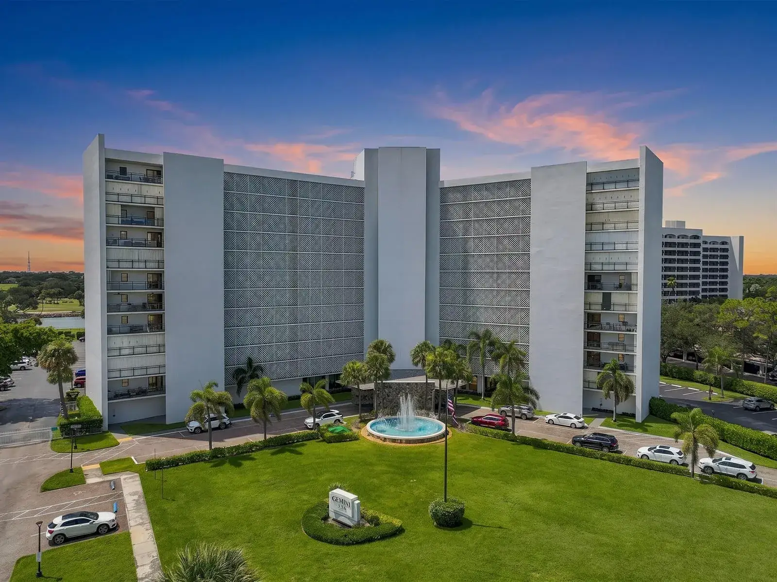 336 Golfview Road Unit 519, North Palm Beach FL 33408