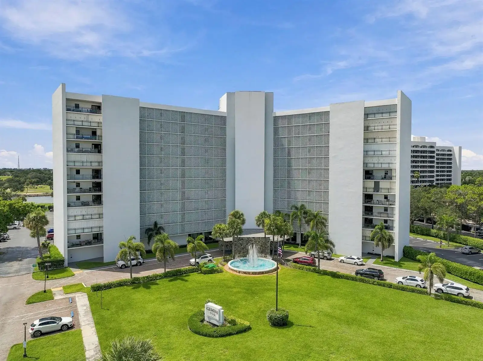 336 Golfview Road Unit 519, North Palm Beach FL 33408 photo 2