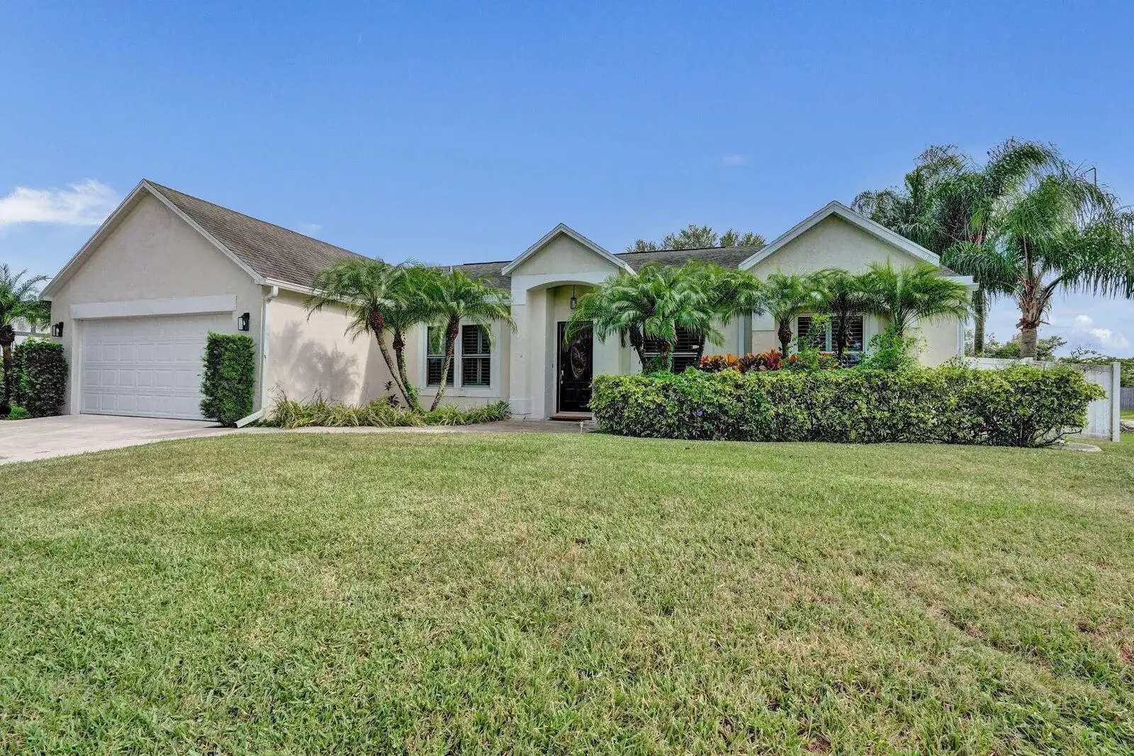 468 SW Prado Avenue, Port St. Lucie FL 34983 photo 2