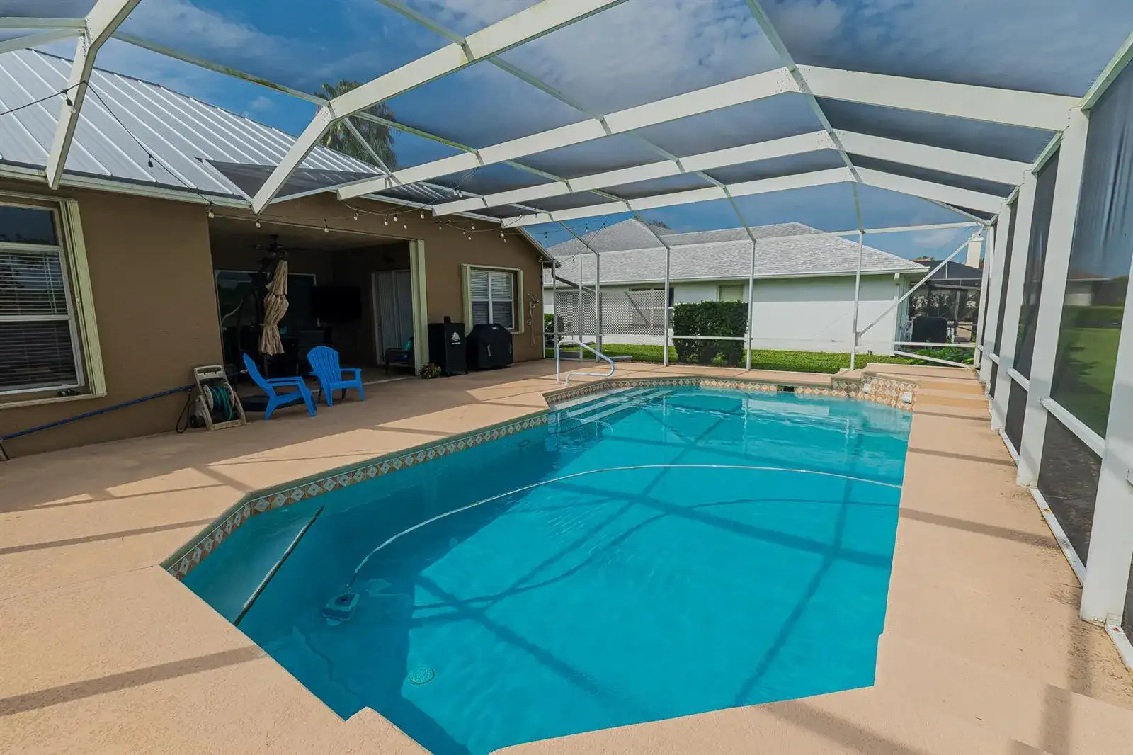 208 SW Whitewood Drive, Port St. Lucie FL 34953 photo 2