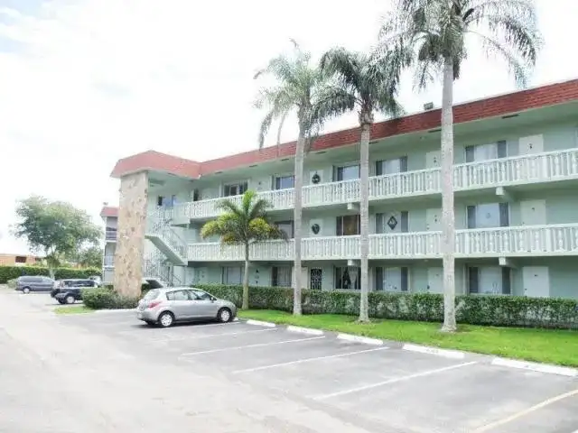 3300 Springdale Boulevard # 301, Palm Springs FL 33461 photo 5