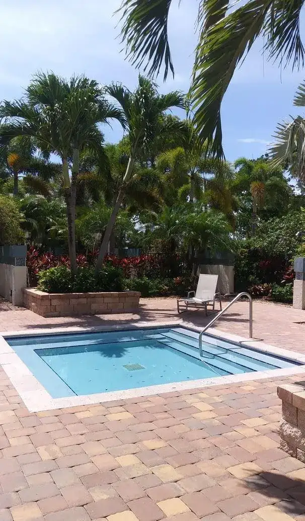 706 EXECUTIVE CENTER Drive # 12, West Palm Beach FL 33401 photo 3