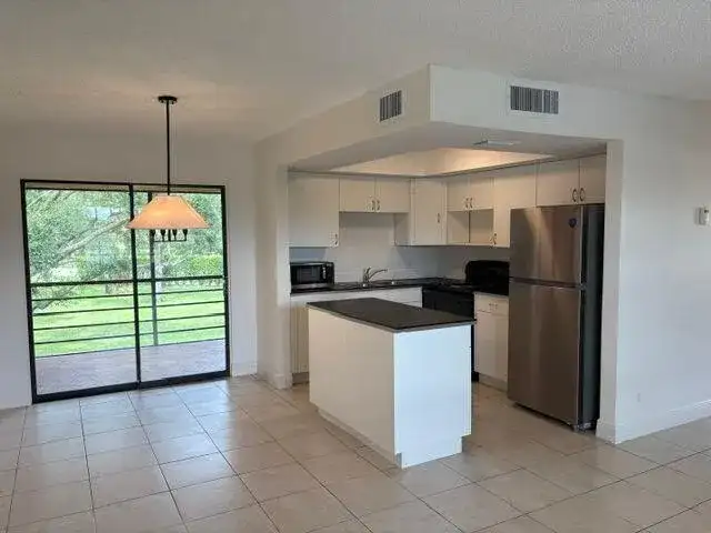 4183 Oak Terrace Drive, FL 33463 photo 4