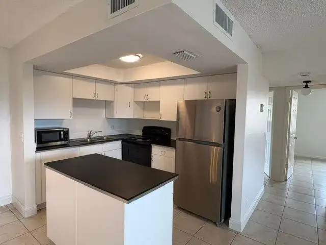 4183 Oak Terrace Drive, FL 33463 photo 5