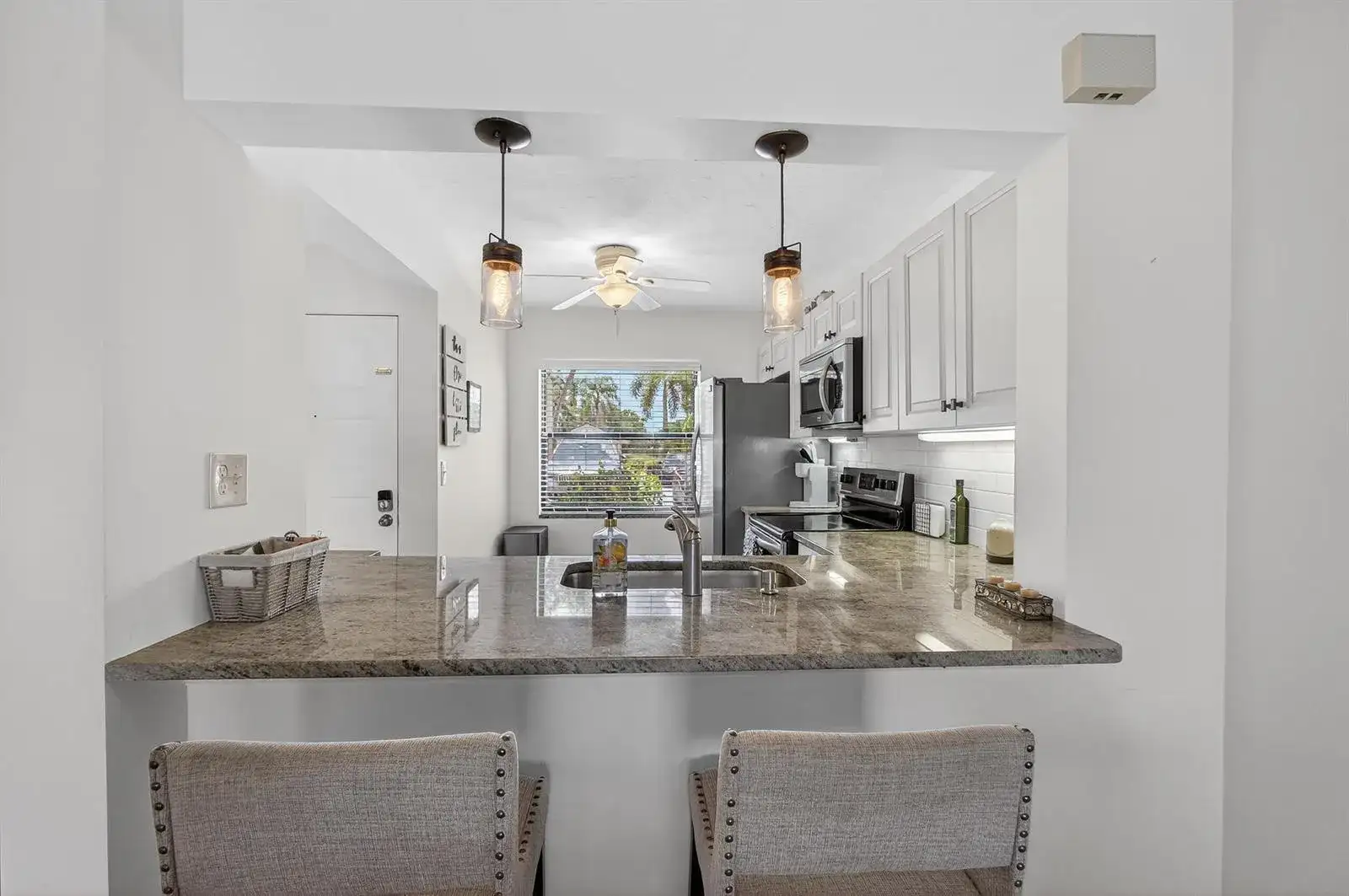 12790 Briarlake Drive # 103, Palm Beach Gardens FL 33418 photo 2