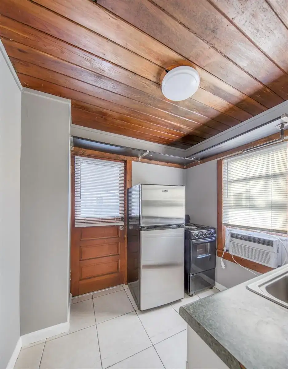 225 S K Street # 2, FL 33460 photo 3