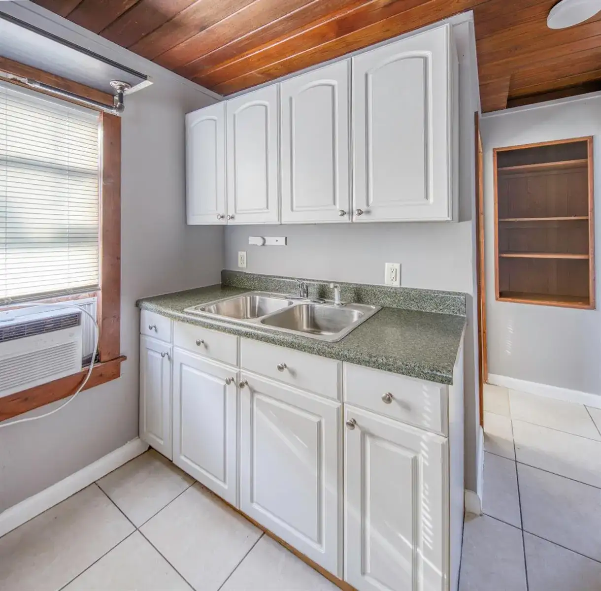 225 S K Street # 2, FL 33460 photo 4