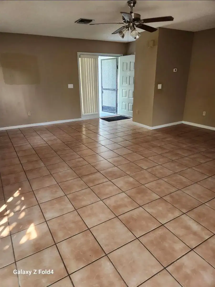 2780 Norfolk Pine Court, Lake Worth FL 33462 photo 3