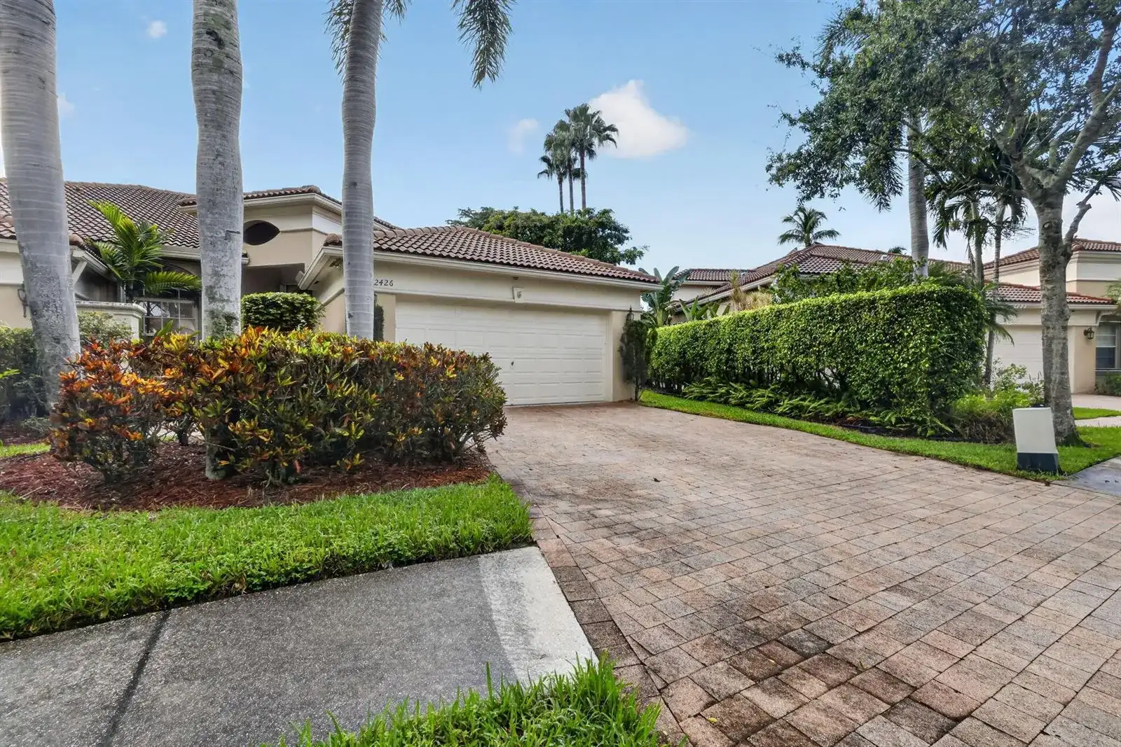 2426 SANDY CAY, West Palm Beach FL 33411 photo 4