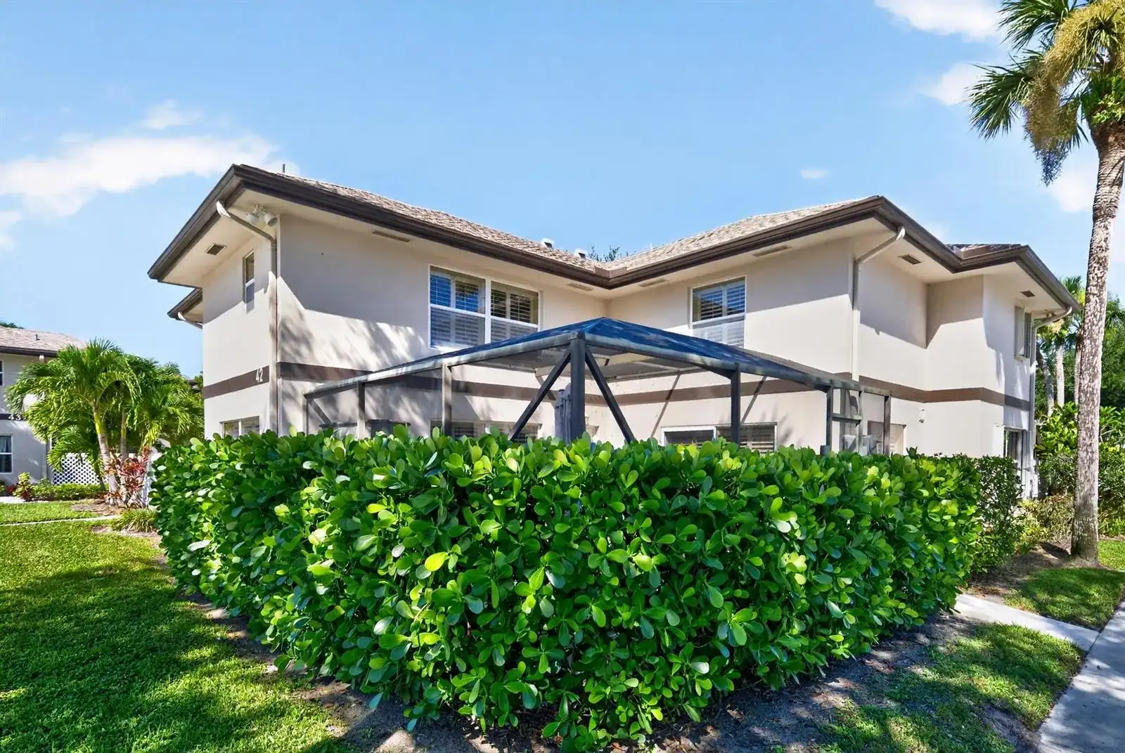 42 Essex Court # B, Royal Palm Beach FL 33411