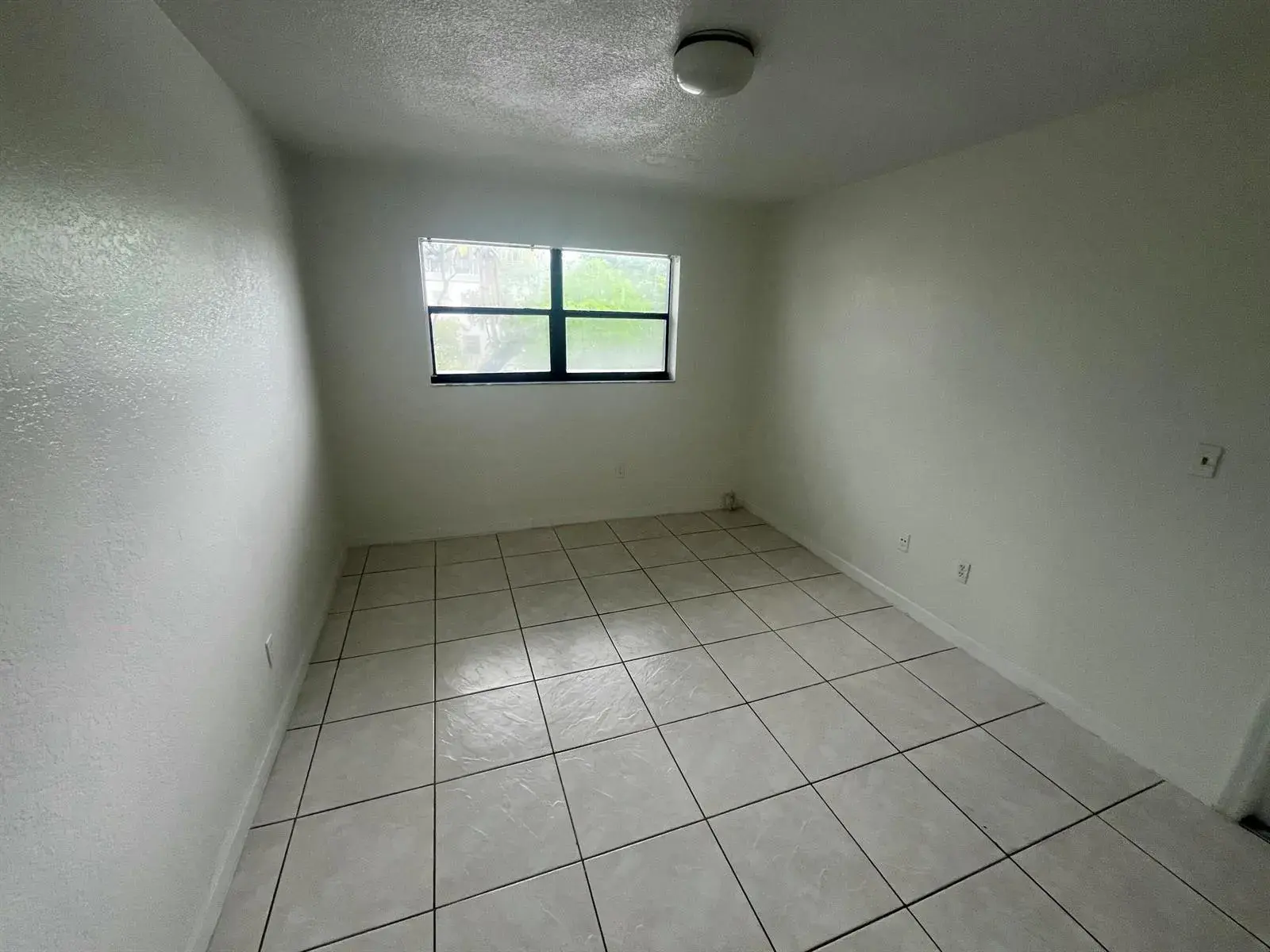 421 NW 7th Terrace # 3, Fort Lauderdale FL 33311