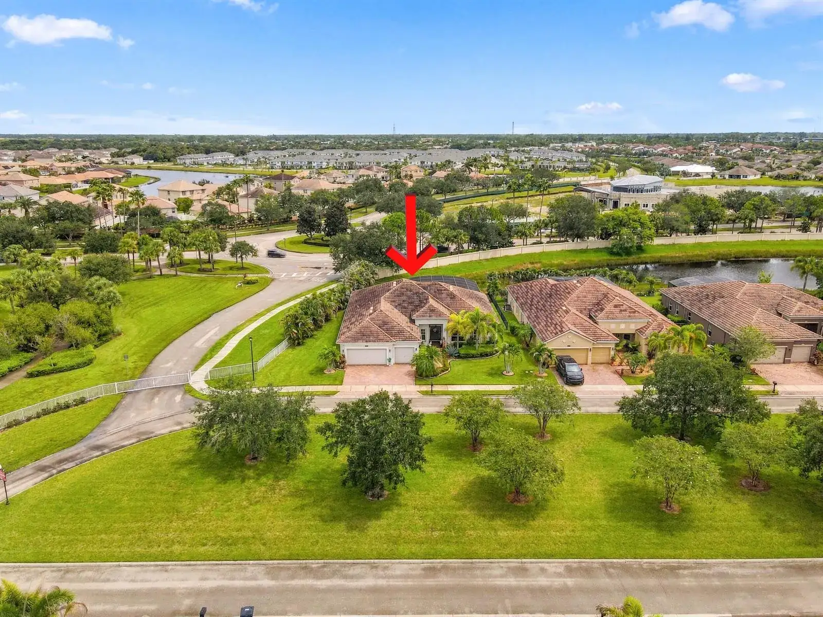 11490 SW AVENTINO Drive, Port St. Lucie FL 34987 photo 2