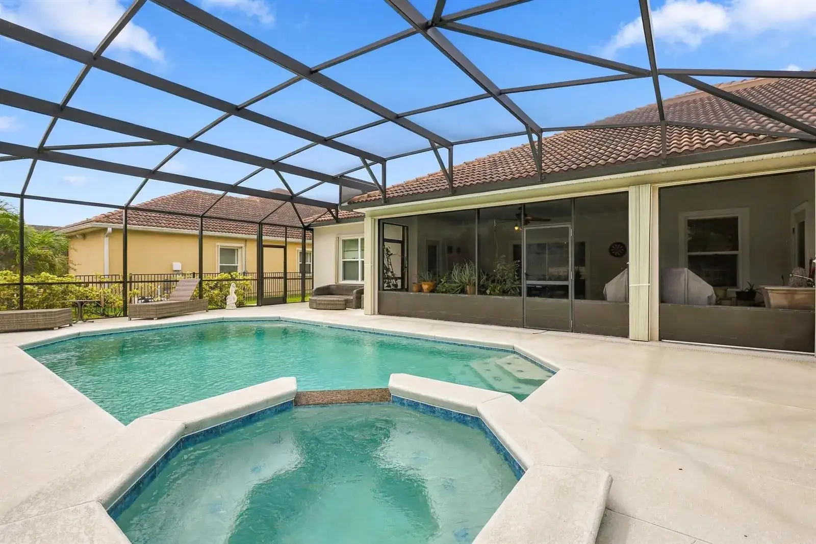 11490 SW AVENTINO Drive, Port St. Lucie FL 34987 photo 3