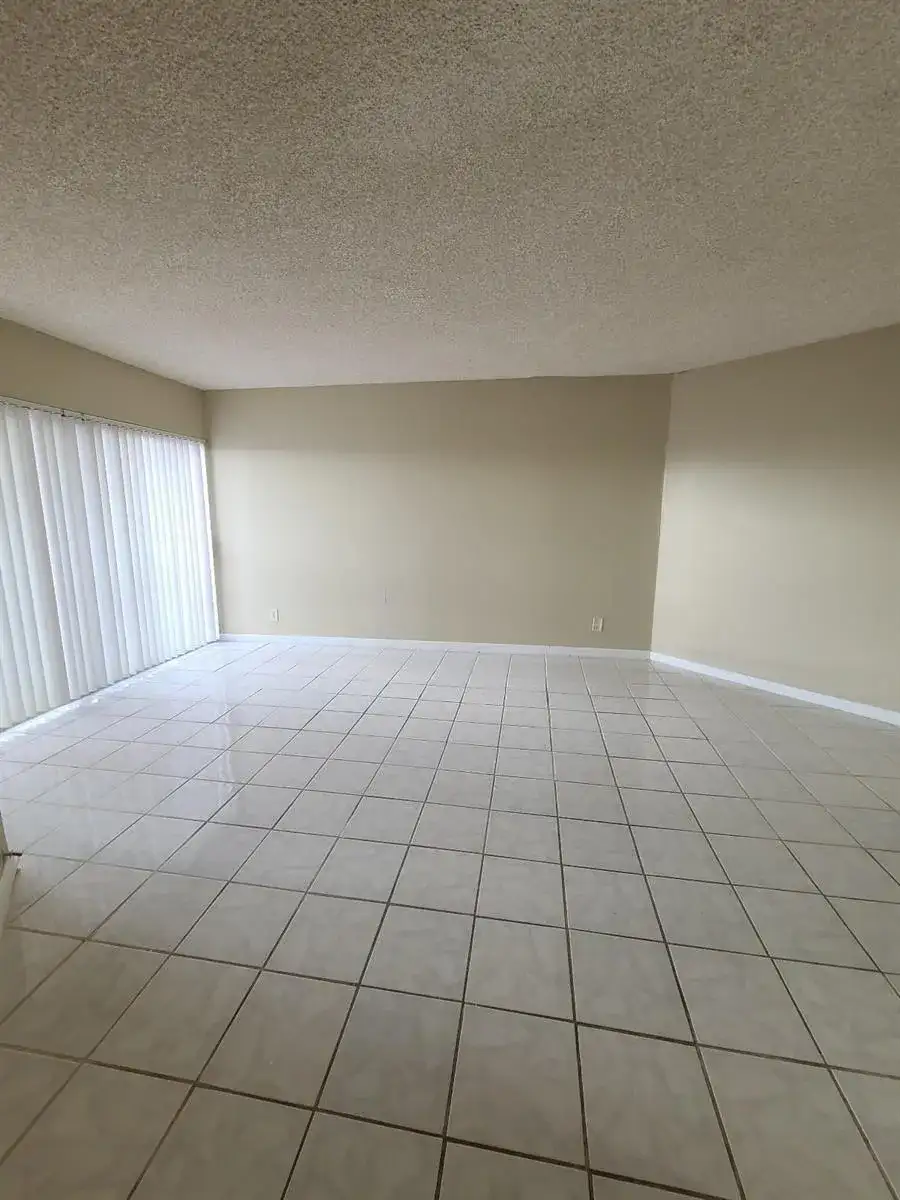 1880 N CONGRESS Avenue # 409, West Palm Beach FL 33401 photo 2
