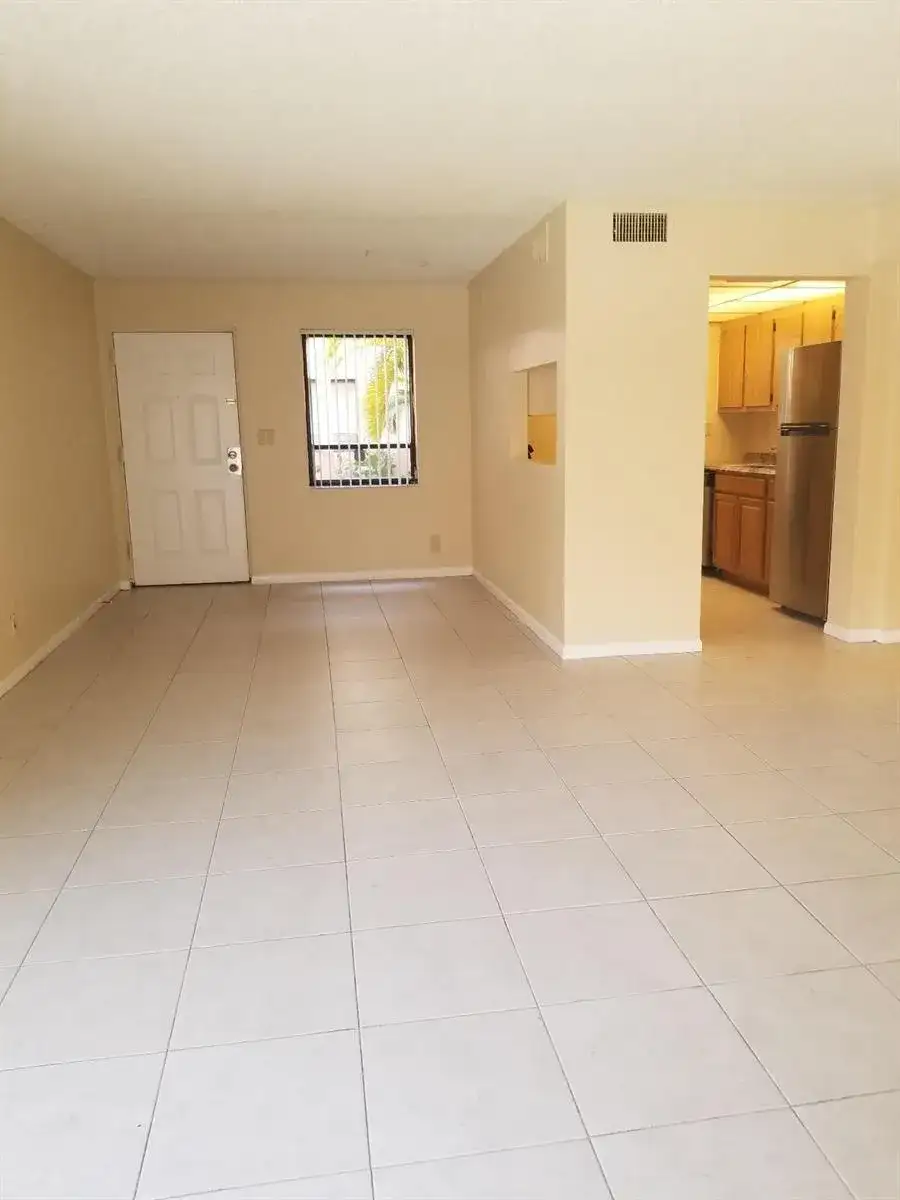 1850 N CONGRESS Avenue # 102, West Palm Beach FL 33401 photo 2
