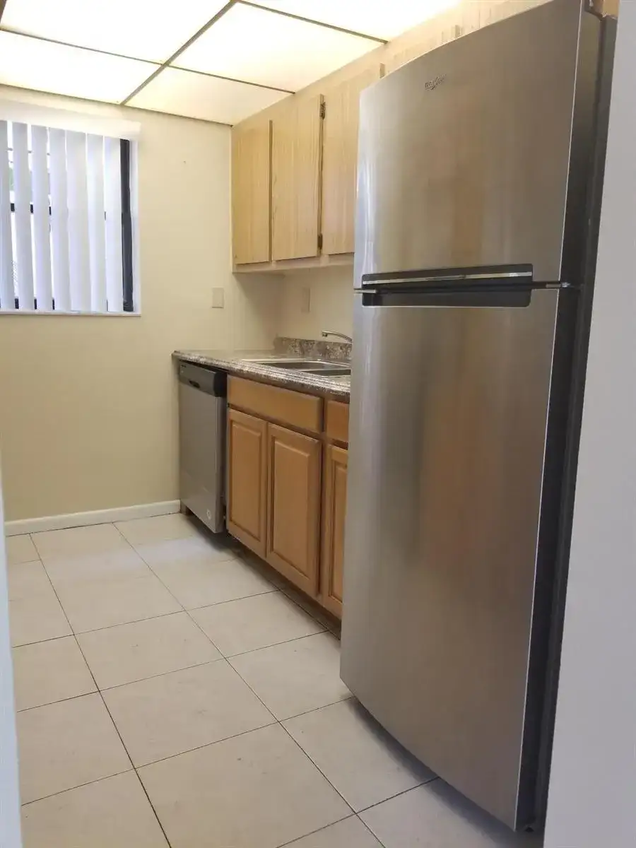 1850 N CONGRESS Avenue # 102, West Palm Beach FL 33401 photo 3