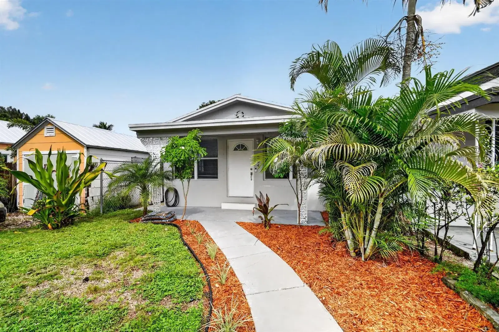 504 N E Street, FL 33460 photo 5