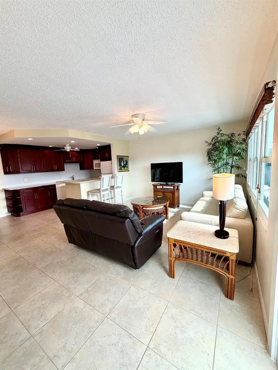 4104 Cambridge E # 4104, Deerfield Beach FL 33442