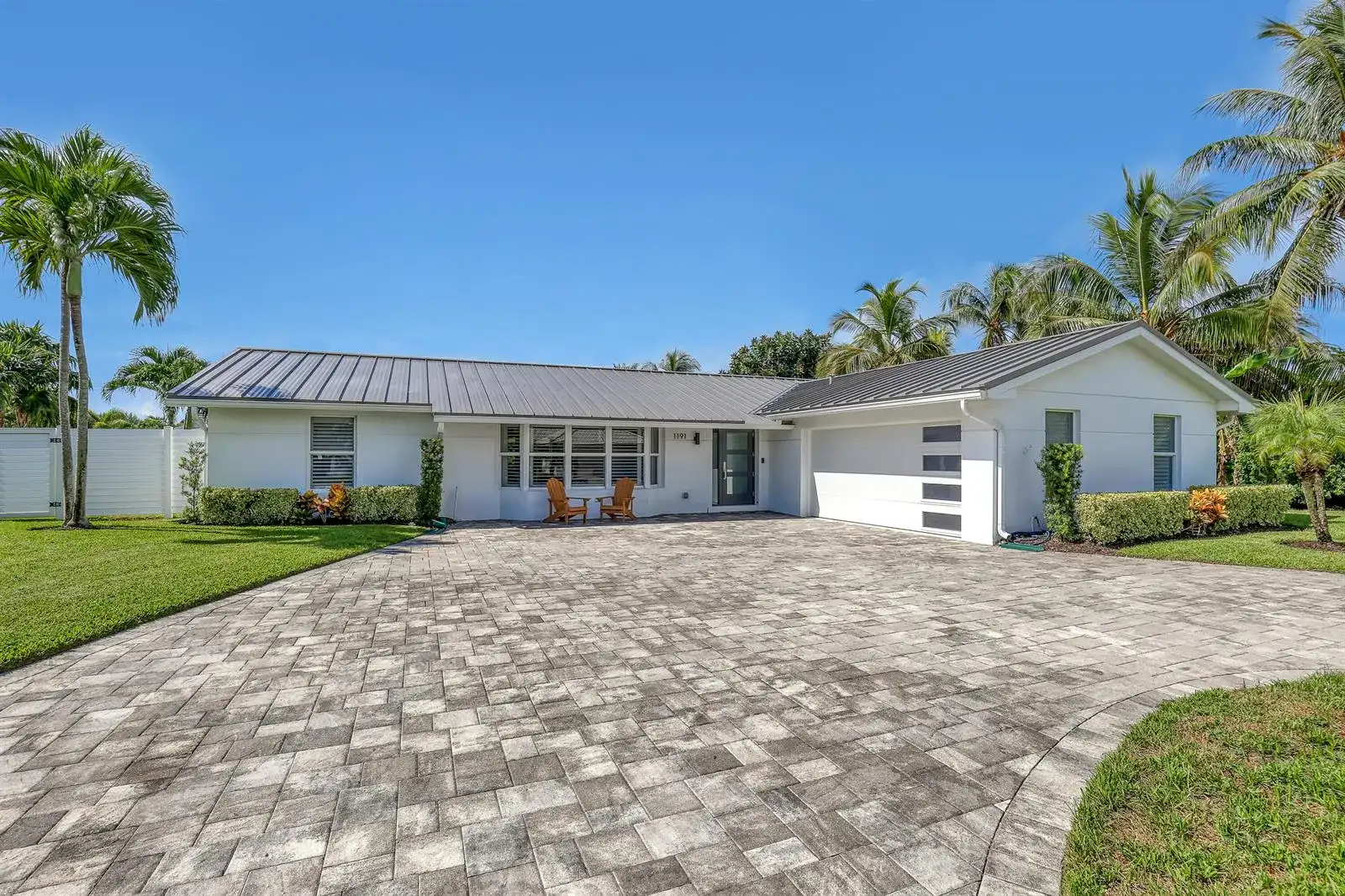 1191 BIMINI Lane, Singer Island FL 33404 photo 4