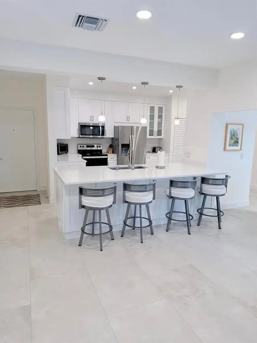 1640 Twelve Oaks Way # 305, North Palm Beach FL 33408 photo 2
