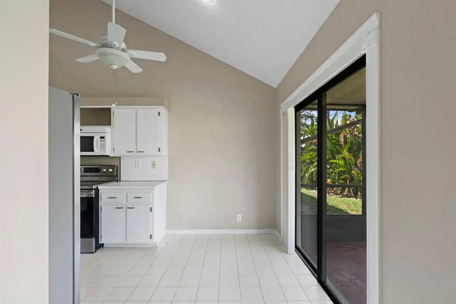 6850 NW 2ND Avenue # 16, Boca Raton FL 33487 photo 5
