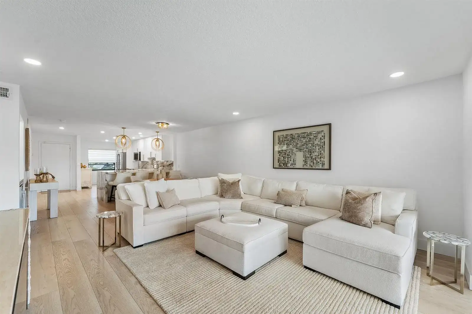 11 SOUTHPORT Lane, Boynton Beach FL 33436 photo 2