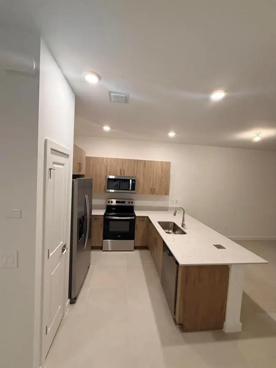 151 LAKESIDE LANDING COURT, Royal Palm Beach FL 33411 photo 5