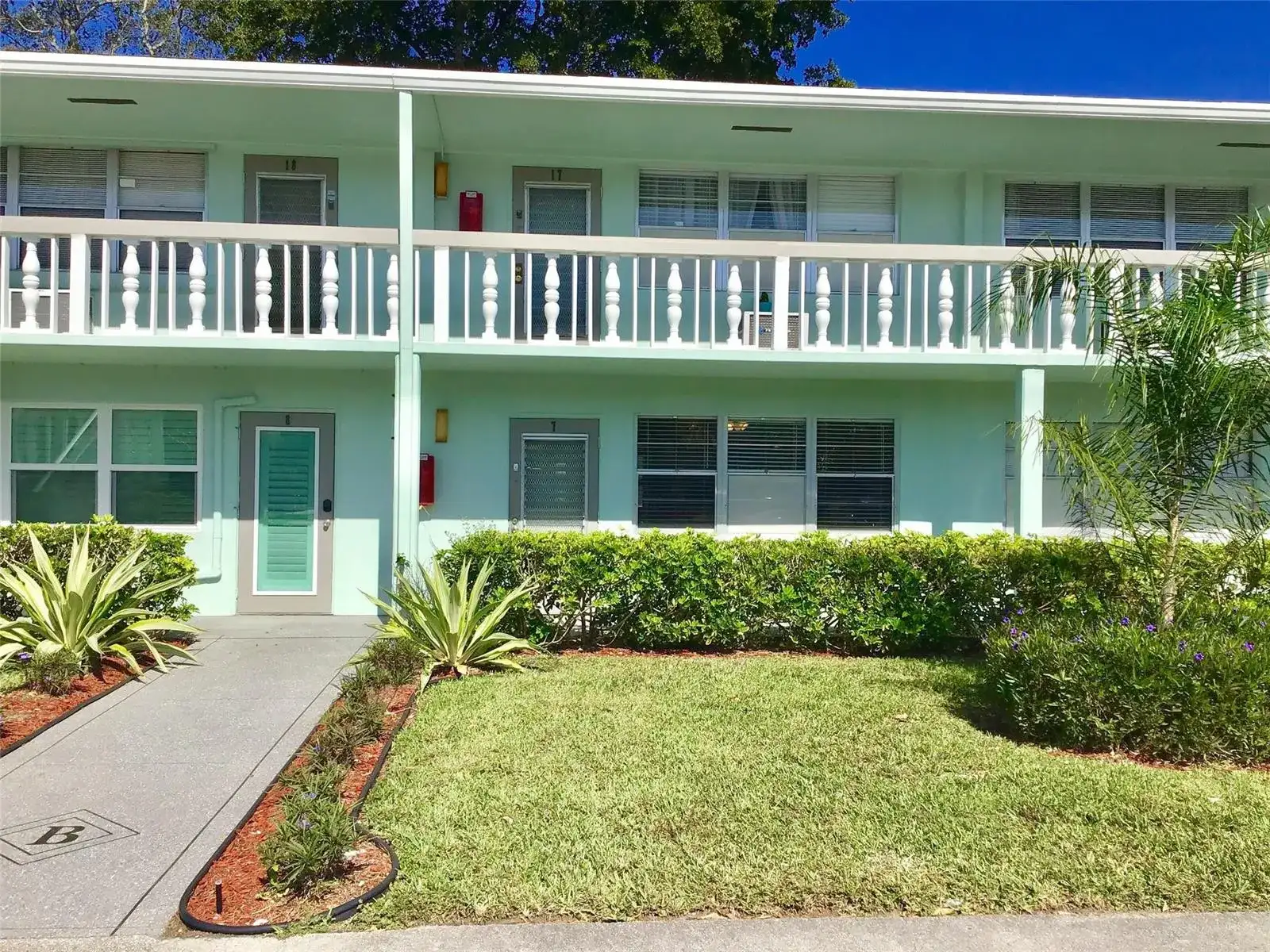 7 OAKRIDGE B # 7, Deerfield Beach FL 33442 photo 2