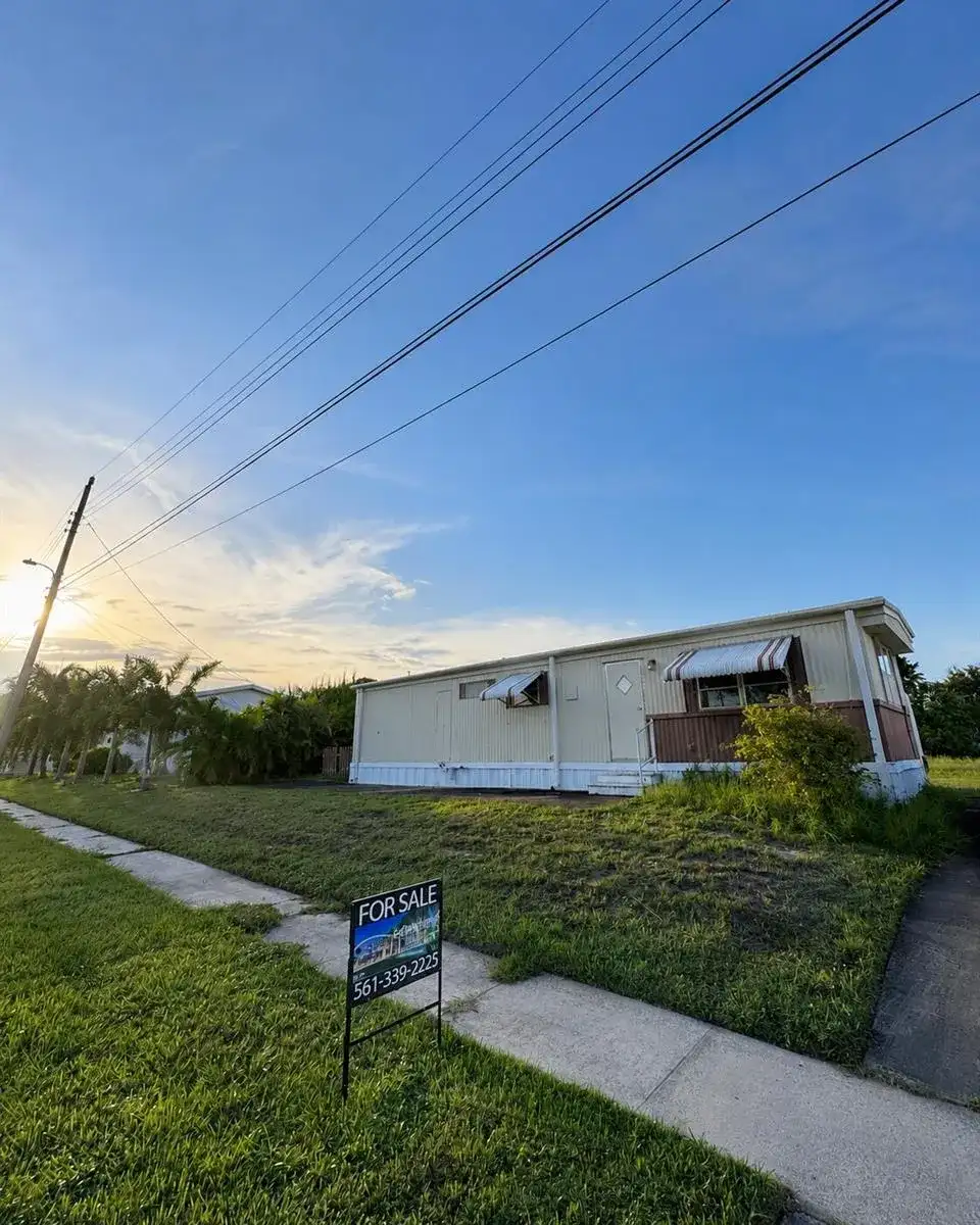 4133 MOCKING BIRD Drive, Boynton Beach FL 33436 photo 2