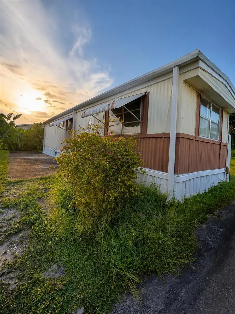 4133 MOCKING BIRD Drive, Boynton Beach FL 33436 photo 3