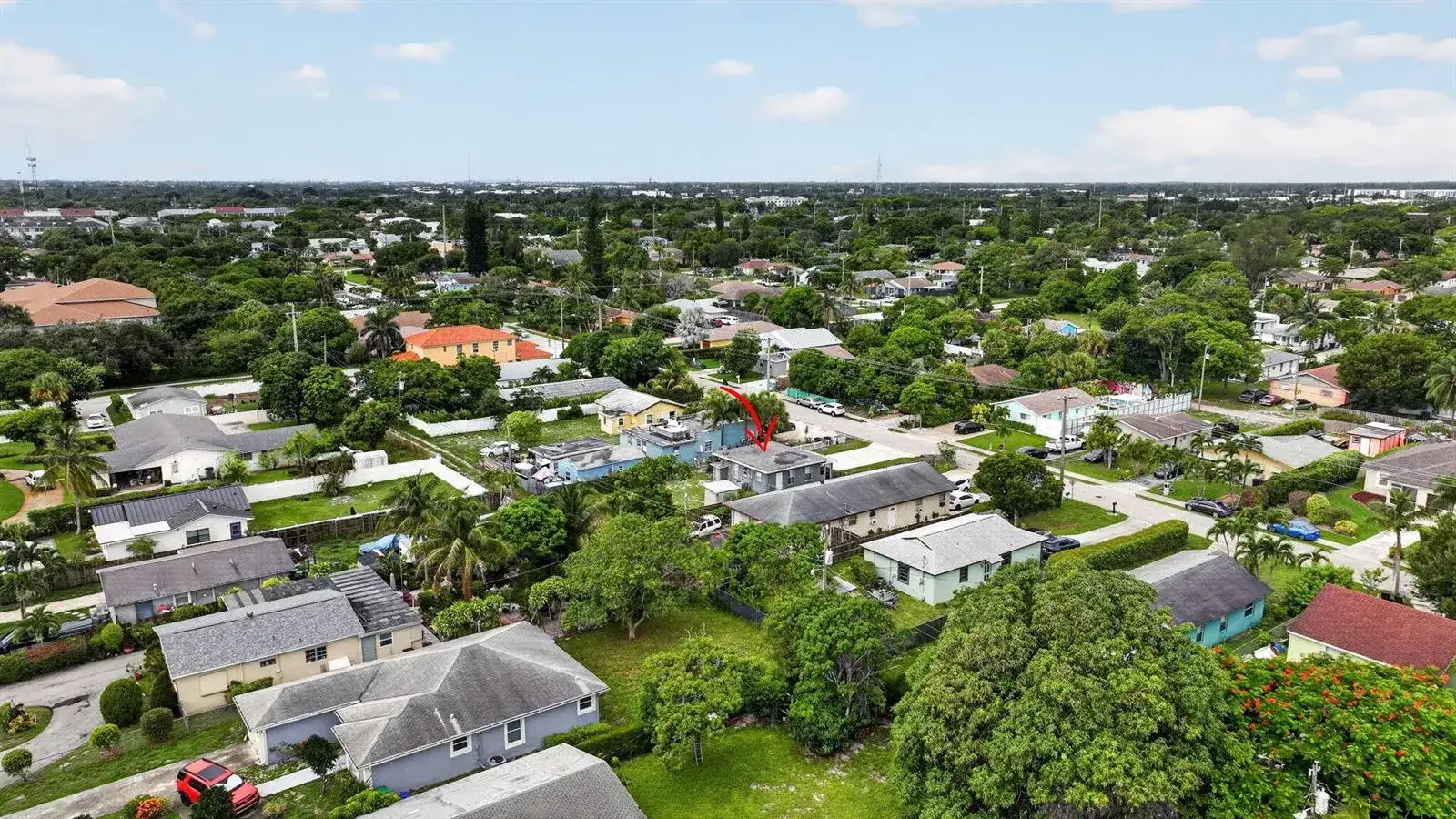 323 NW 4TH Avenue, Delray Beach FL 33444 photo 2
