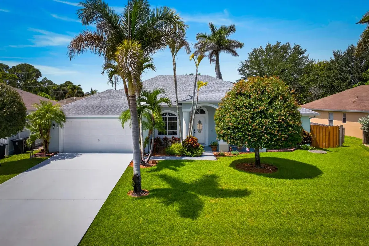 3274 SW CRUMPACKER Street, Port St. Lucie FL 34953
