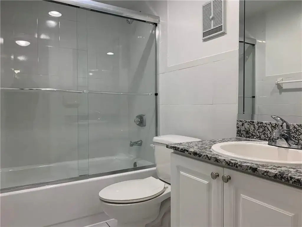 19455 NE 10 Avenue # 521, North Miami Beach FL 33179 photo 4