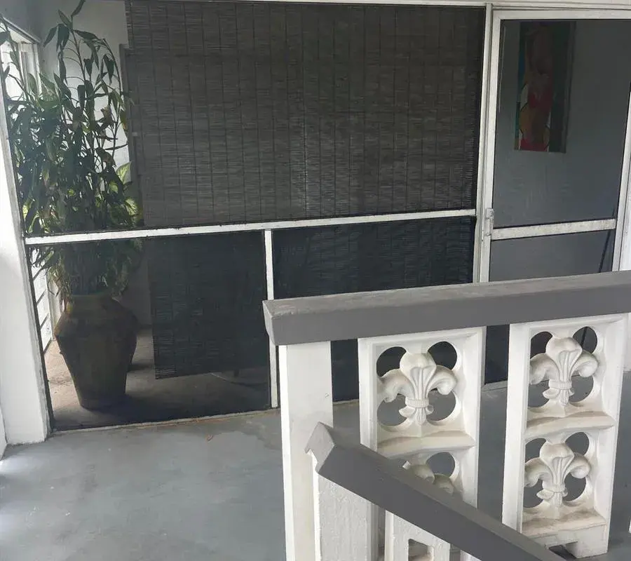 1700 Cleveland Street Apt 204, Hollywood FL 33020