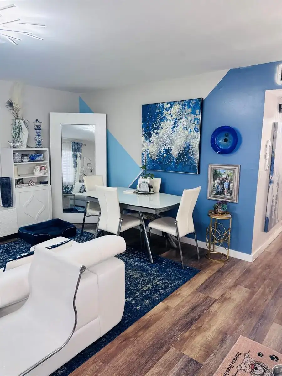 390 Saxony I, Delray Beach FL 33446 photo 3