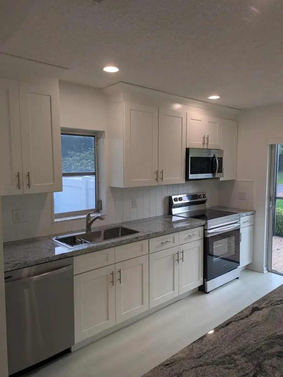 8861 Echo Lane, Boca Raton FL 33496 photo 2