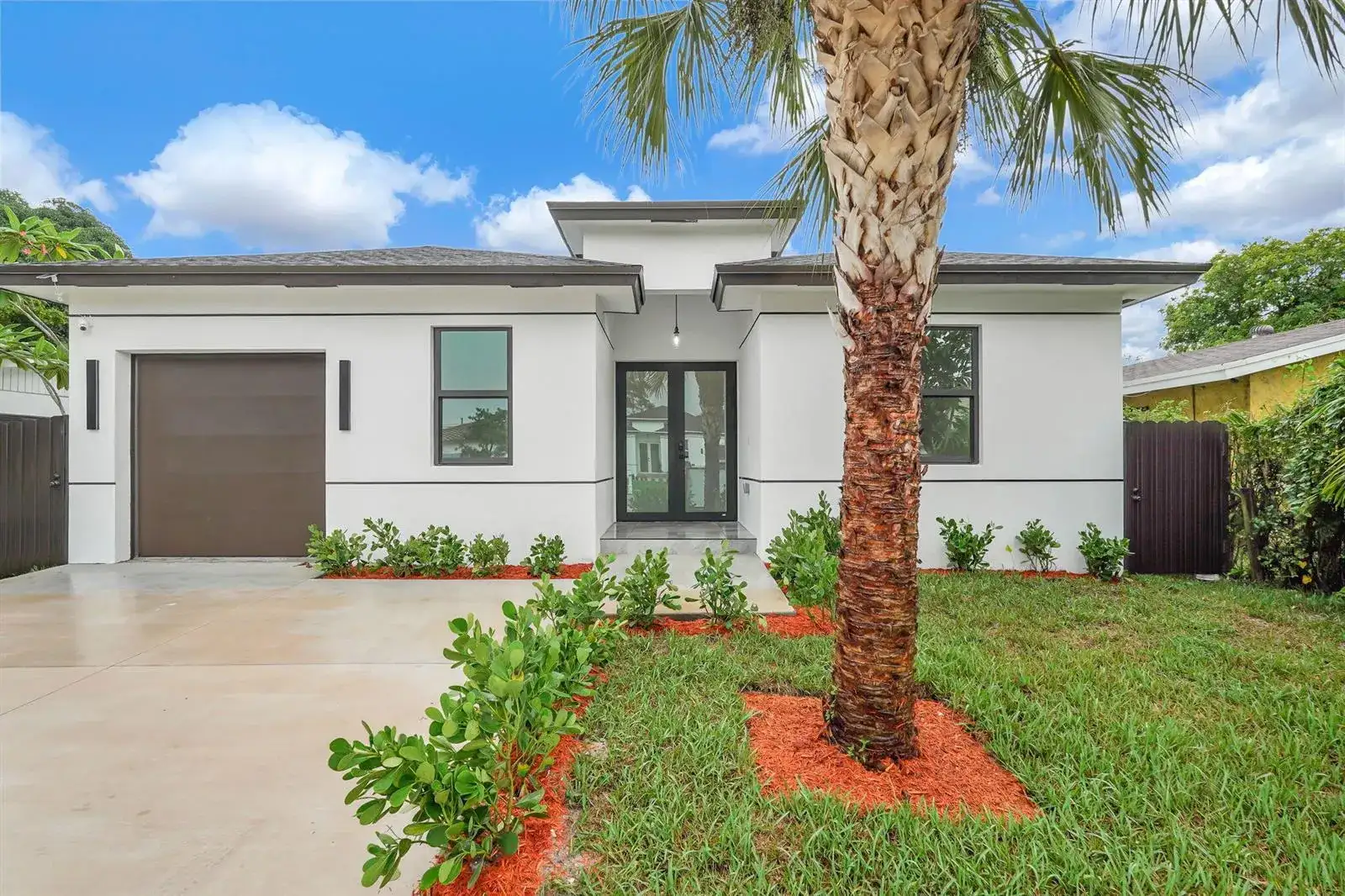 2540 NW 14TH Court, Fort Lauderdale FL 33311 photo 2