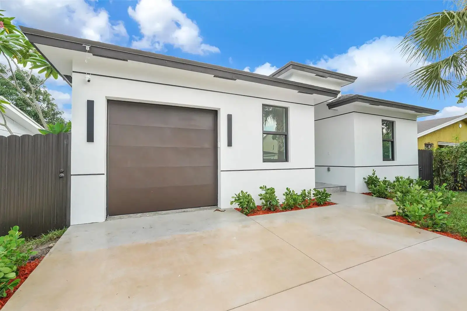 2540 NW 14TH Court, Fort Lauderdale FL 33311 photo 5